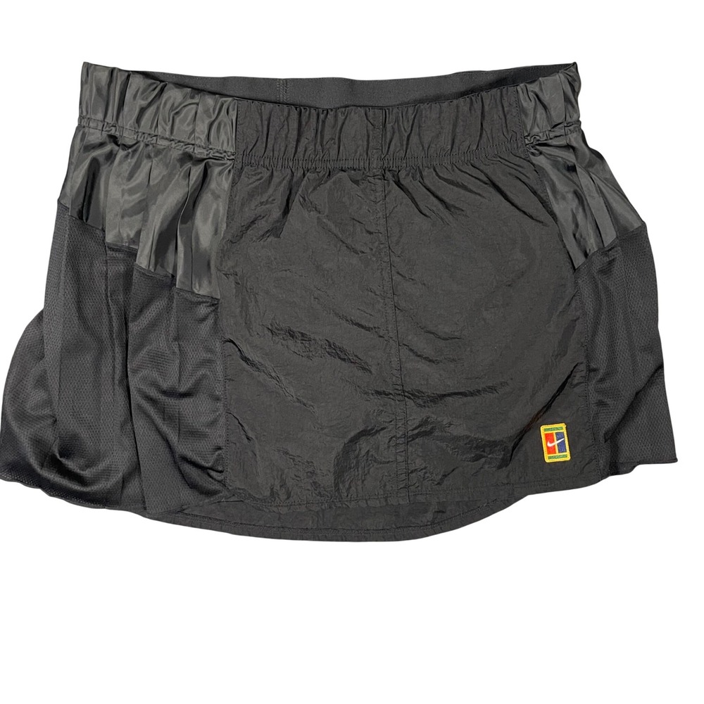 Nike Court Dri-FIT Tennis Skort Slim Fit M Black Athletic Skirt Tennis Sporty